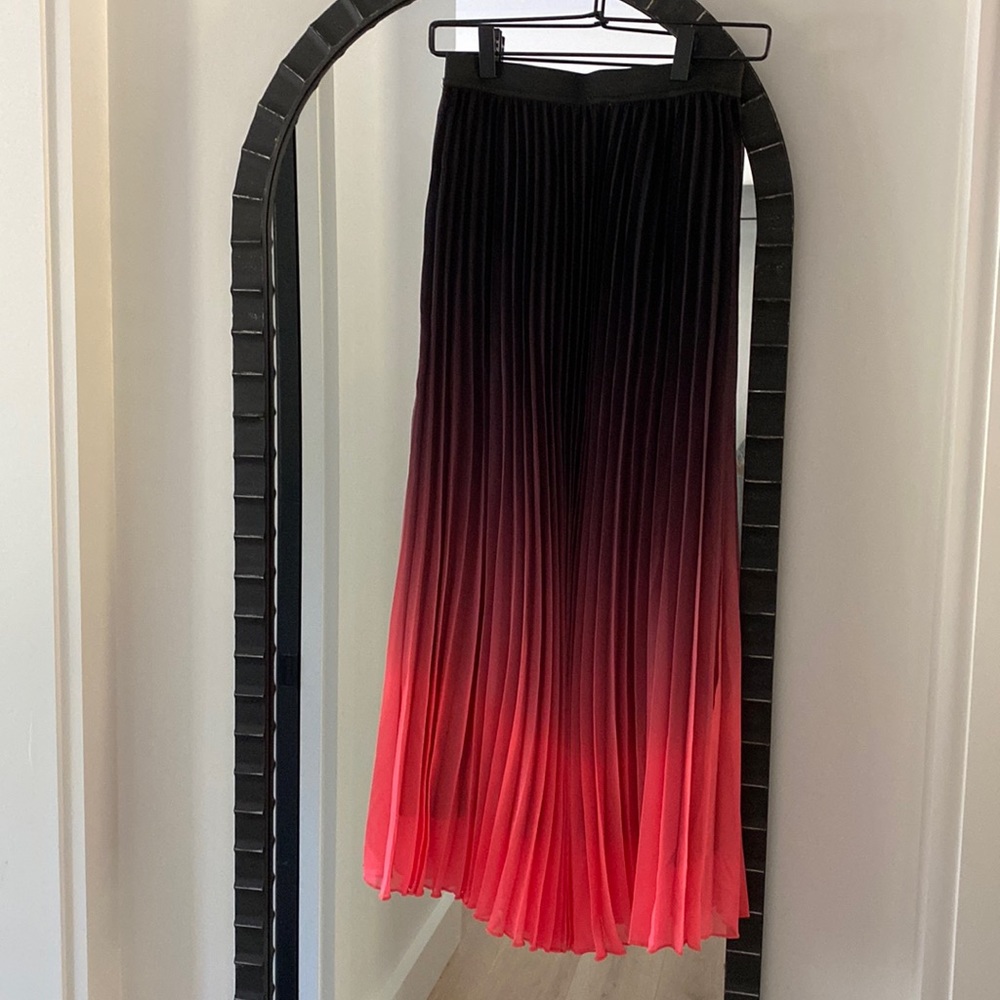WD.NY Black to Red Ombre Pleated Midi Skirt